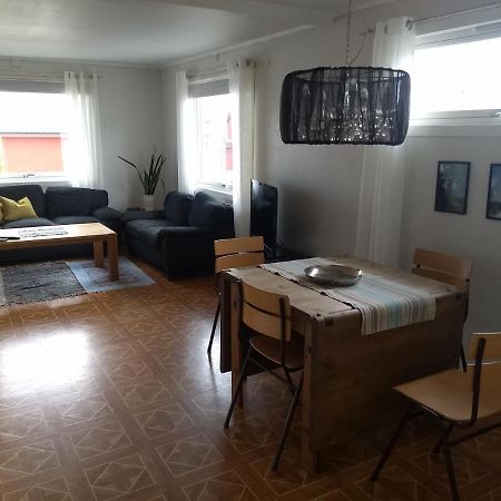 Appartamento 43 Oscarsgate Vadsø Esterno foto